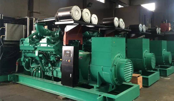 1500kw康明斯发电机，1500kw康明斯发电机组价格型号出售